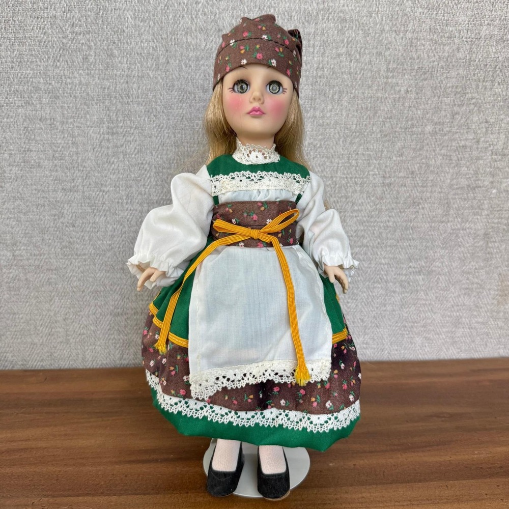 Vintage Effanbee Miss Sweden Doll 11" International Collection Sweden w/ Stand